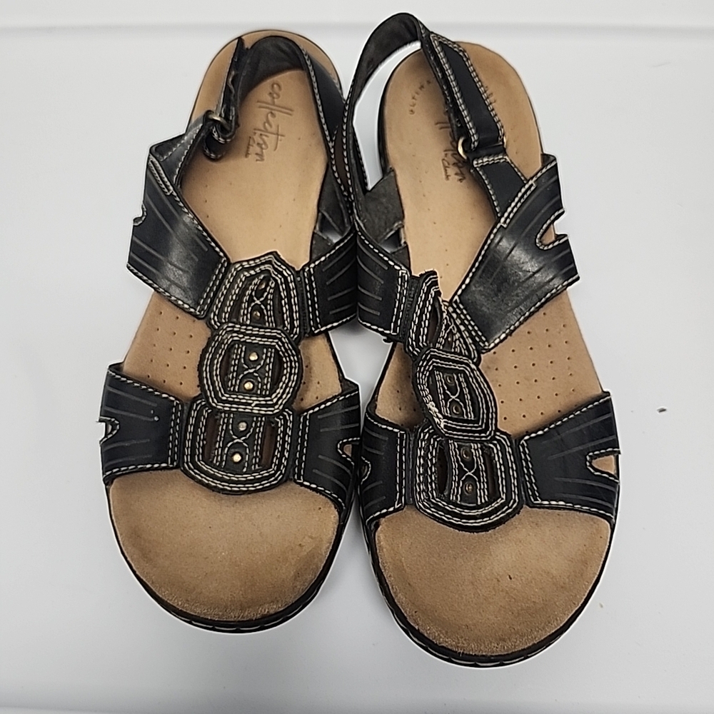 Elegant Black Sandals with Stitch Detailing